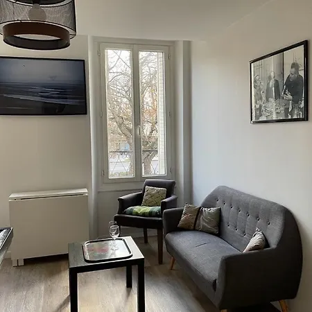 Superbe 2 Pieces Proche Nation Apartment